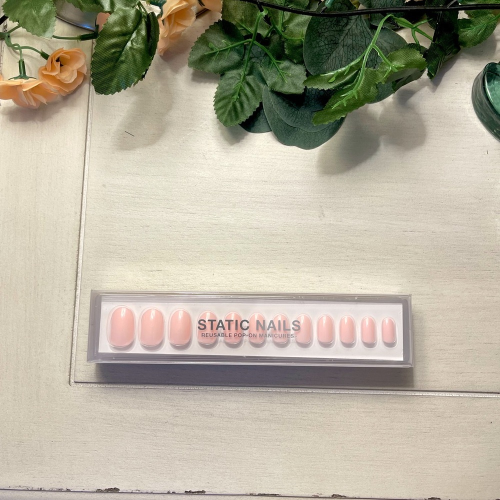 New - Static Nails - Sugar Floss - Round